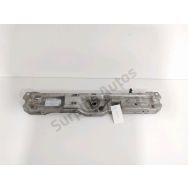 Traverse superieure armature avant