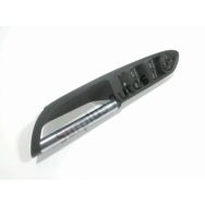 Commande lève-vitre avant gauche