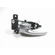 Poignee interieure porte avant gauche