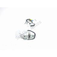 Serrure de porte avant droite