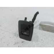 Commande leve-vitre avant droit