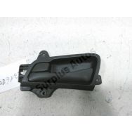 Poignee interieure porte avant gauche