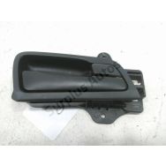 Poignee interieure porte avant droite