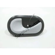 Poignee interieure porte avant gauche