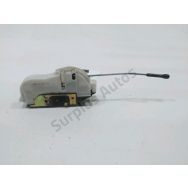 Serrure de porte avant droite