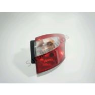 Feu arrière droit