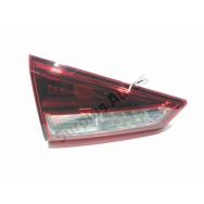 Feu arrière intérieur gauche