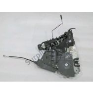 Serrure de porte avant droite