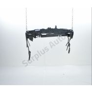Traverse superieure armature avant