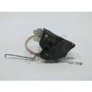 Serrure de porte avant gauche