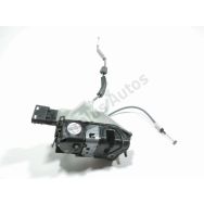 Serrure de porte avant droite