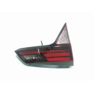 Feu arrière intérieur gauche