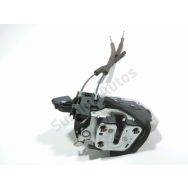 Serrure de porte avant droite