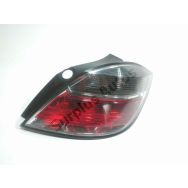 Feu arriere droit