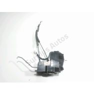 Serrure de porte avant droite