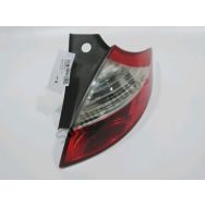 Feu arriere droit