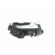 Poignee interieure porte arriere droite