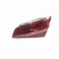 Feu arrière intérieur droit