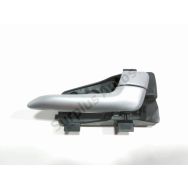 Poignee interieure porte avant droite