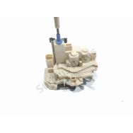 Serrure de porte avant droite