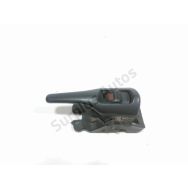 Poignee interieure porte avant gauche