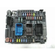 Boite à fusibles moteur