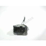 Serrure de porte avant droite