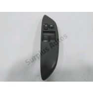 Commande leve-vitre avant gauche