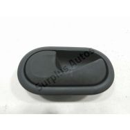 Poignee interieure porte avant gauche