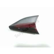 Feu arrière intérieur gauche