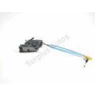 Serrure de porte avant droite