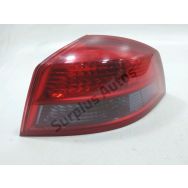 Feu arriere droit