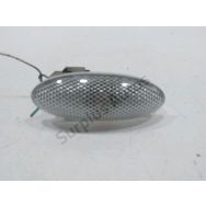 Repetiteur d'aile gauche