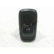 Commande leve-vitre avant droit