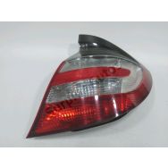 Feu arriere droit