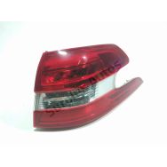 Feu arrière droit
