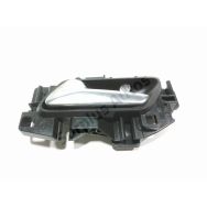 Poignee interieure porte avant gauche