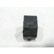 Commande leve-vitre avant droit