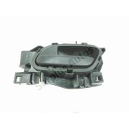 Poignee interieure porte avant gauche