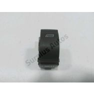 Commande lève-vitre avant droit