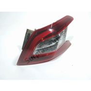 Feu arriere droit
