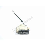 Serrure de porte avant droite