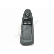 Commande lève-vitre avant gauche