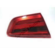 Feu arrière intérieur gauche