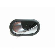 Poignee interieure porte avant gauche