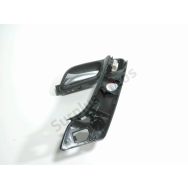 Poignee interieure porte avant gauche