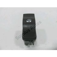 Commande leve-vitre avant droit