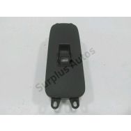 Commande lève-vitre avant droit