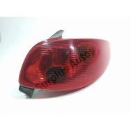 Feu arriere droit