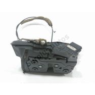 Serrure de porte avant droite